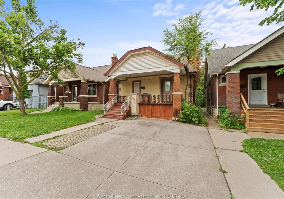 1571-goyeau-windsor-ontario-26014088