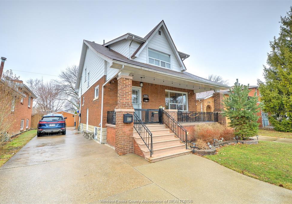 1585-alexis-road-windsor-ontario-26014099