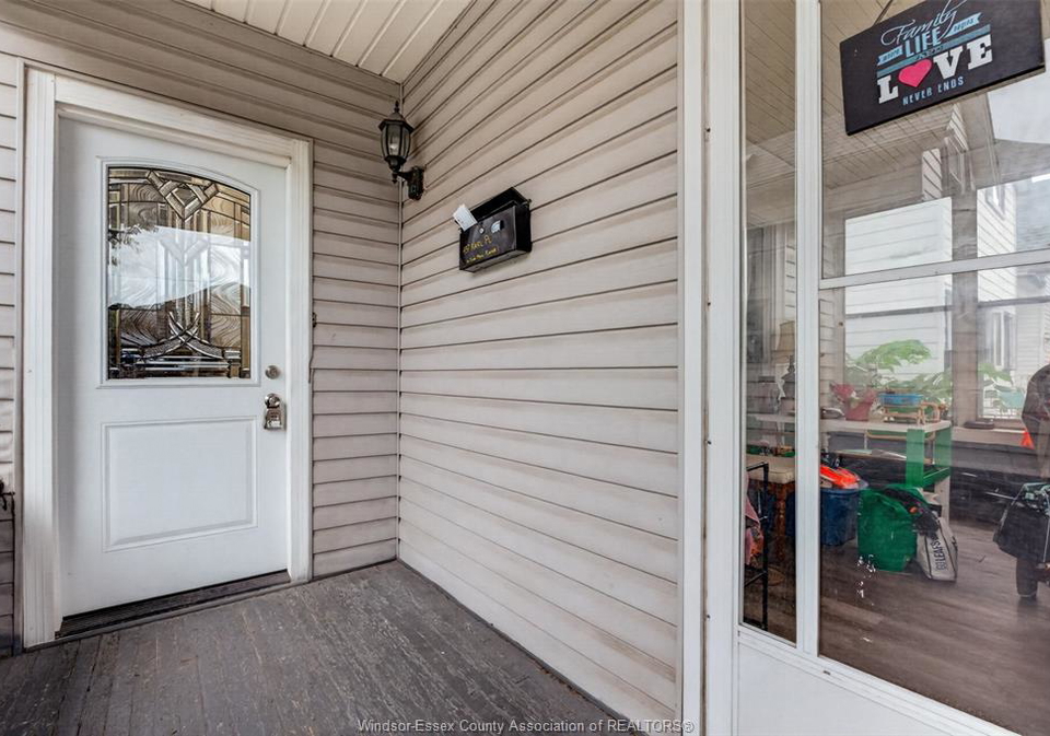 437-karl-place-windsor-ontario-26014103