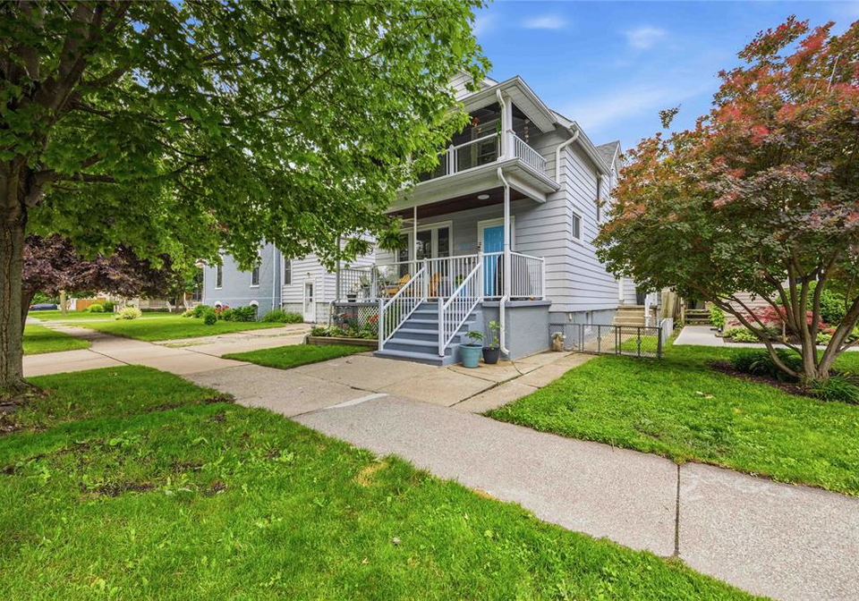 137-euphemia-street-north-sarnia-ontario-26014104