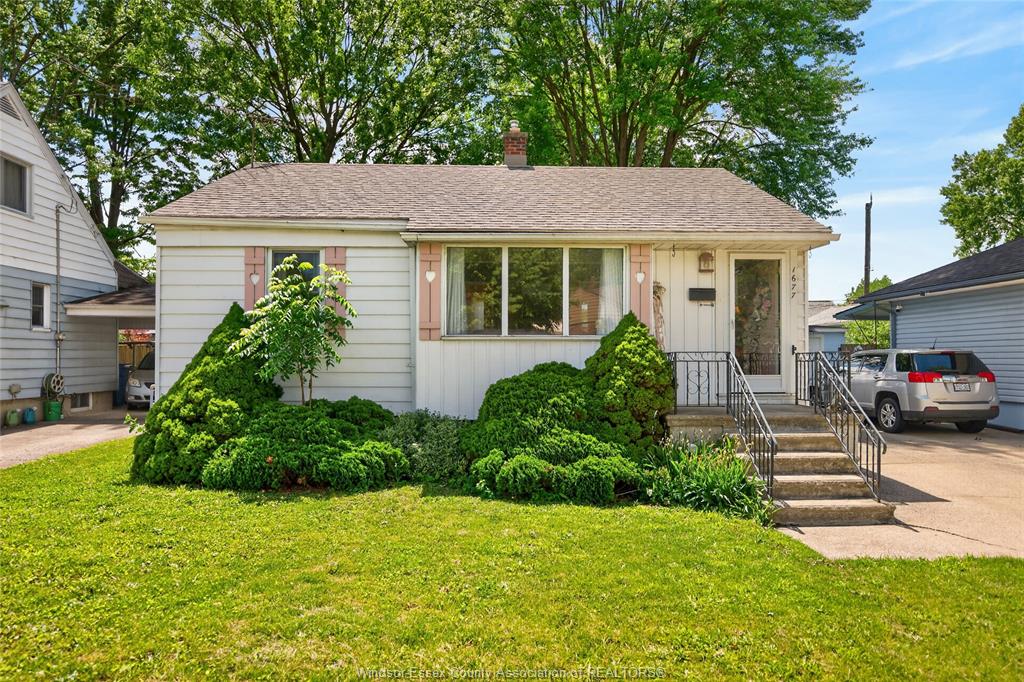 1677-norman-road-windsor-ontario-26014119
