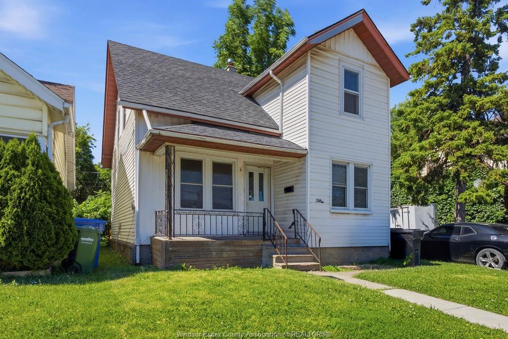 1596-college-windsor-ontario-26014140