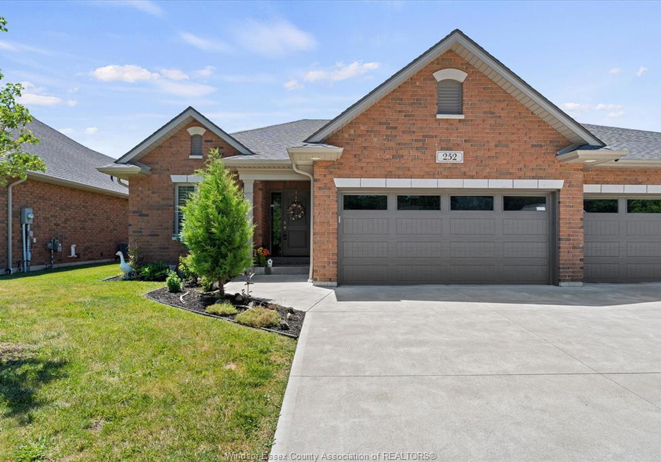 252-serena-kingsville-ontario-26014143