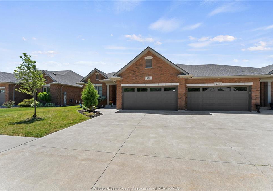 252-serena-kingsville-ontario-26014143