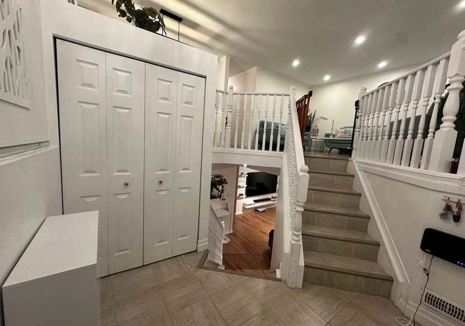 7929-hawthorne-drive-windsor-ontario-26014165