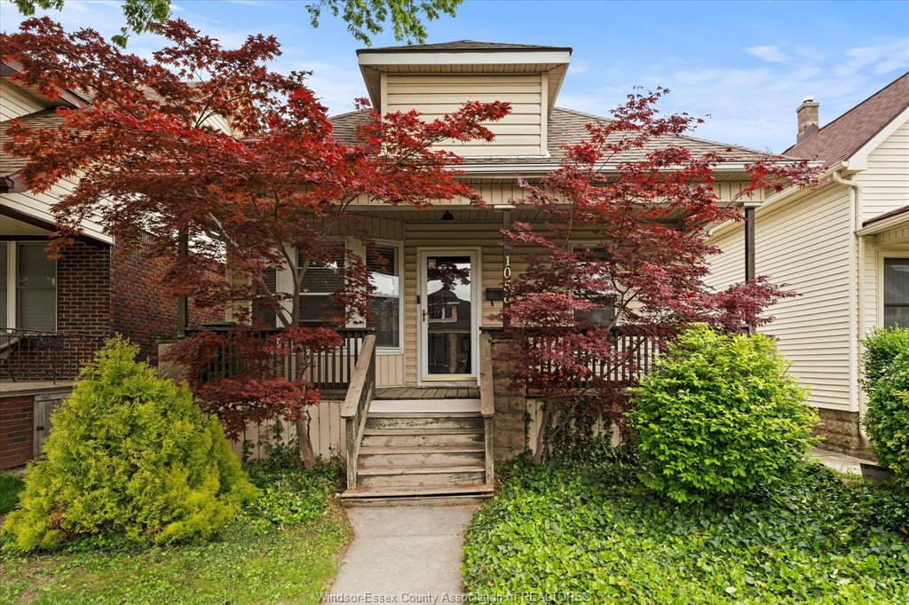 1056-gladstone-windsor-ontario-26014169