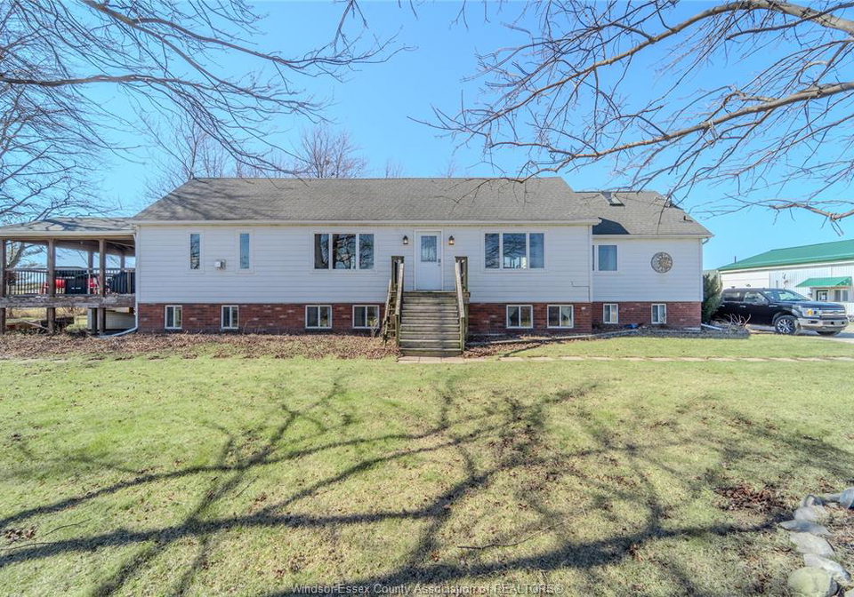 5285-manning-road-tecumseh-ontario-26014173