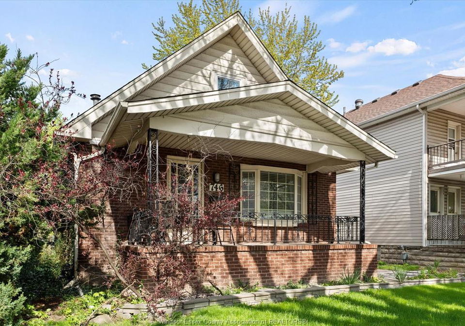 746-campbell-windsor-ontario-26014175