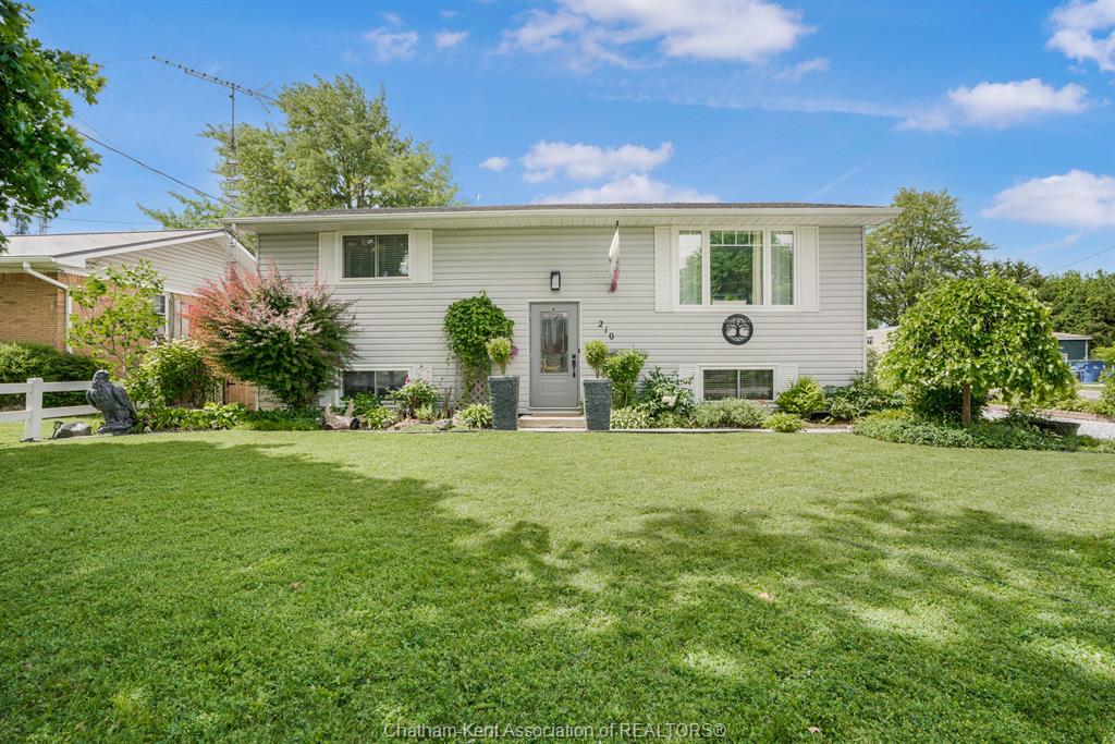 210-chatham-street-north-blenheim-ontario-26014176