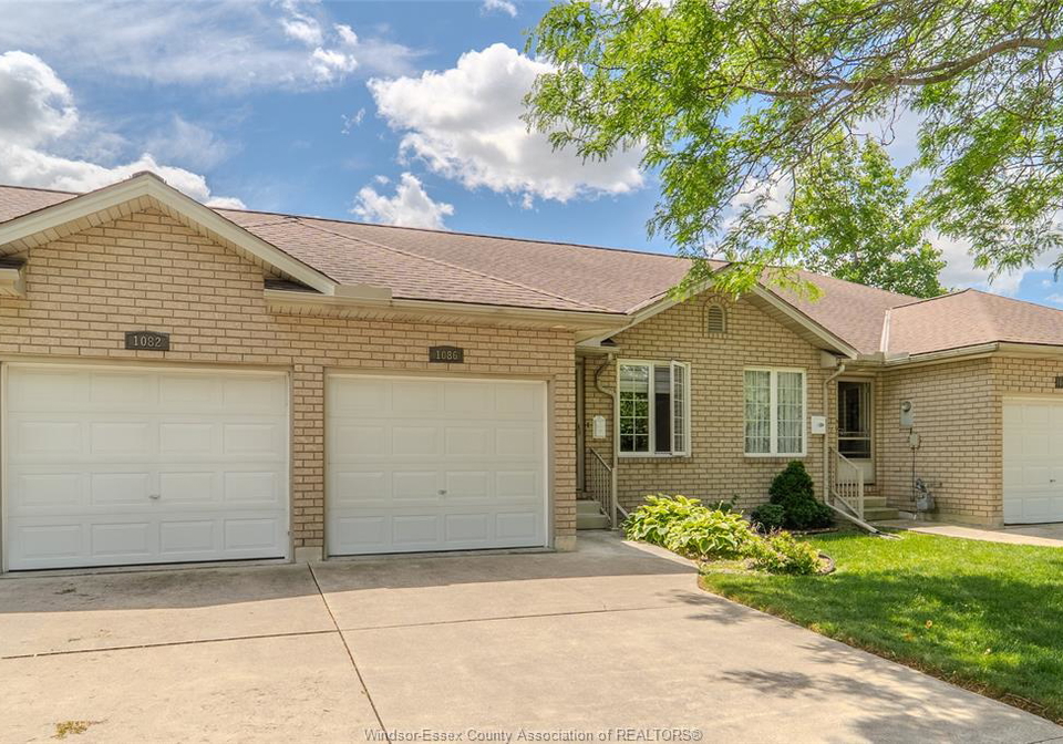 1086-lexington-circle-windsor-ontario-26014182