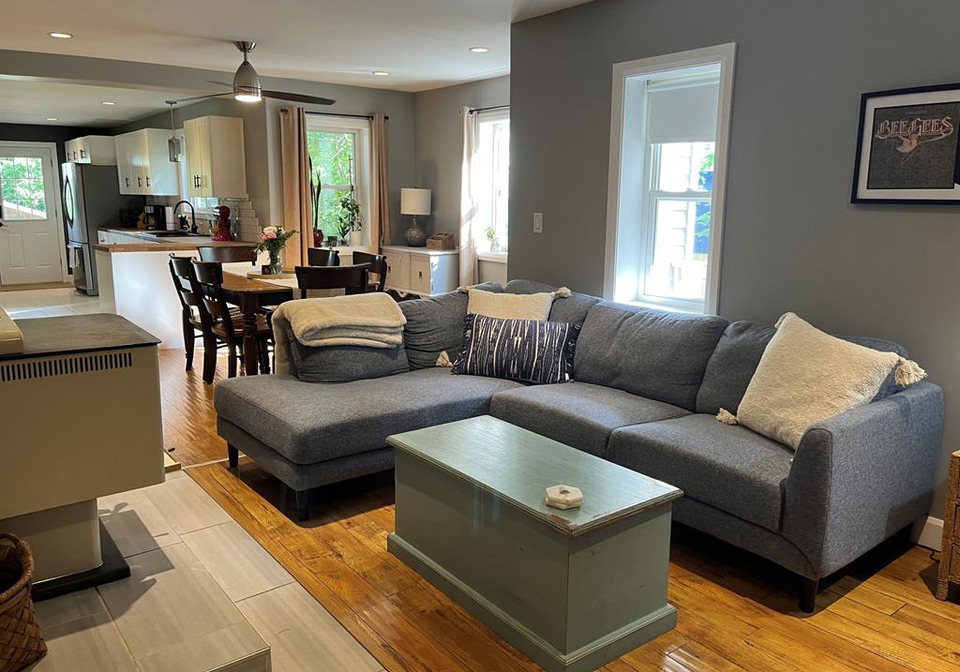 769-assumption-windsor-ontario-26014204