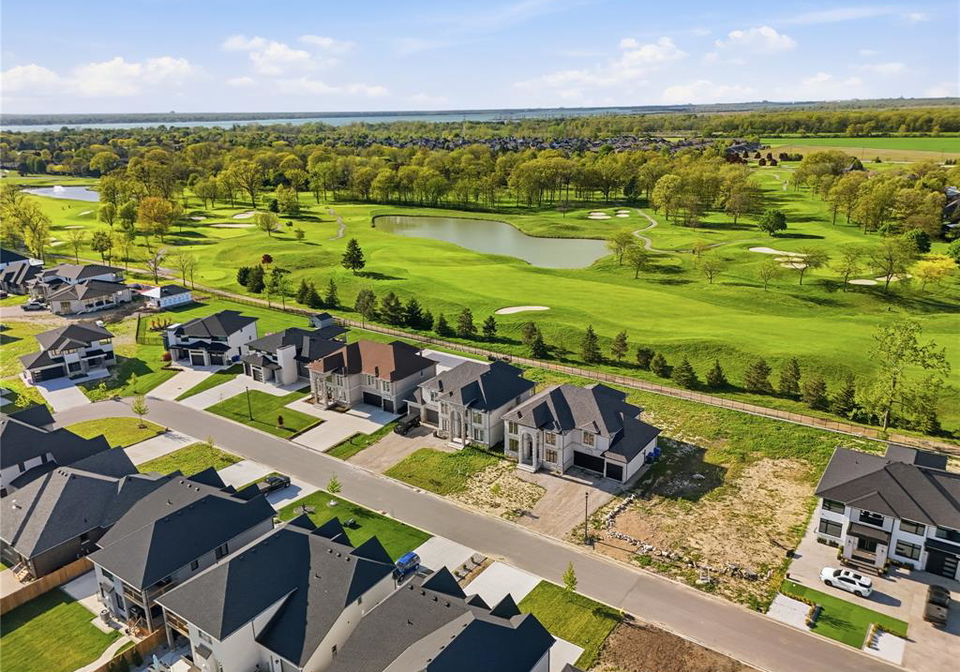 336-benson-court-amherstburg-ontario-26014212