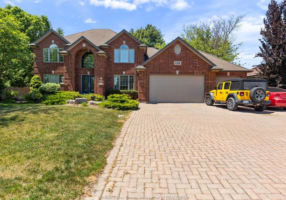 139-wintermute-avenue-lakeshore-ontario-26014231