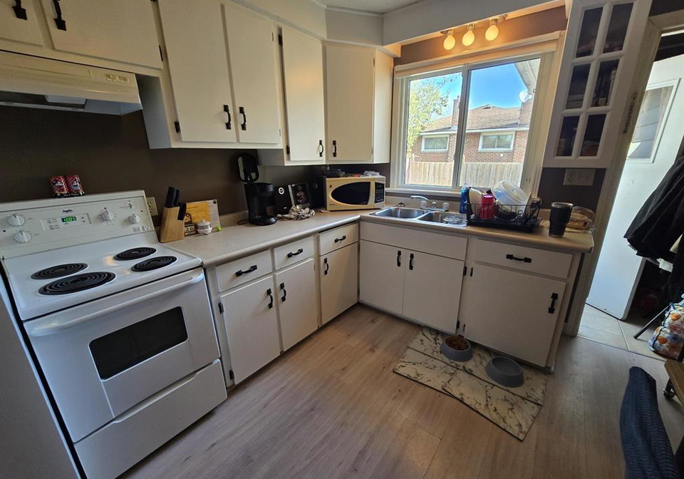 915-melrose-drive-chatham-ontario-26014236