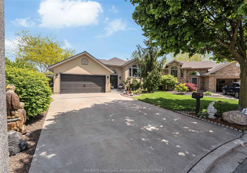 398-thorn-ridge-crescent-amherstburg-ontario-26014237