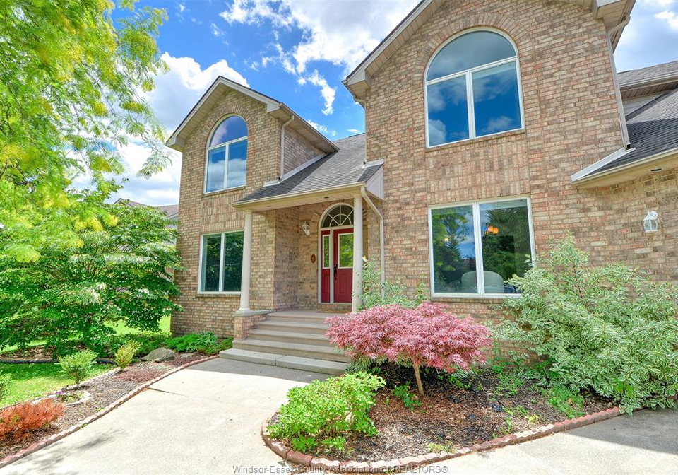 36-meadow-lane-essex-ontario-26014254