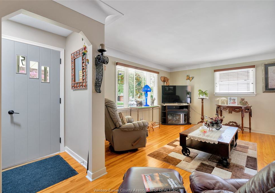 46-grace-avenue-leamington-ontario-26014258