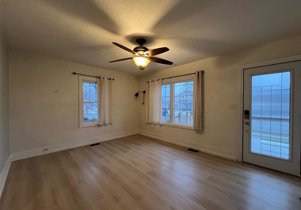 41-alexandra-south-west-chatham-ontario-26014266