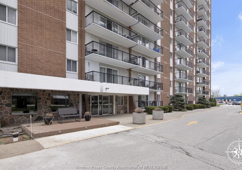 8591-riverside-drive-east-windsor-ontario-26014267