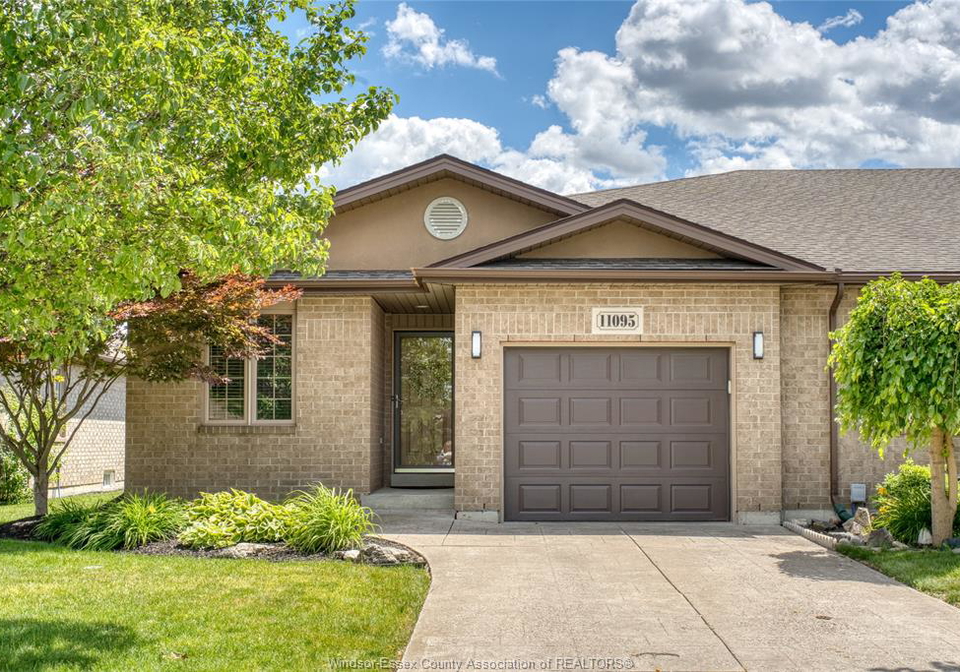 11095-sturgeon-street-windsor-ontario-26014268