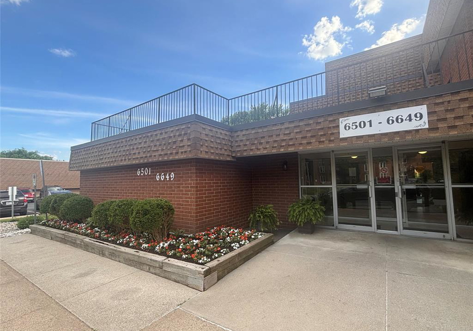 6639-thornberry-windsor-ontario-26014277