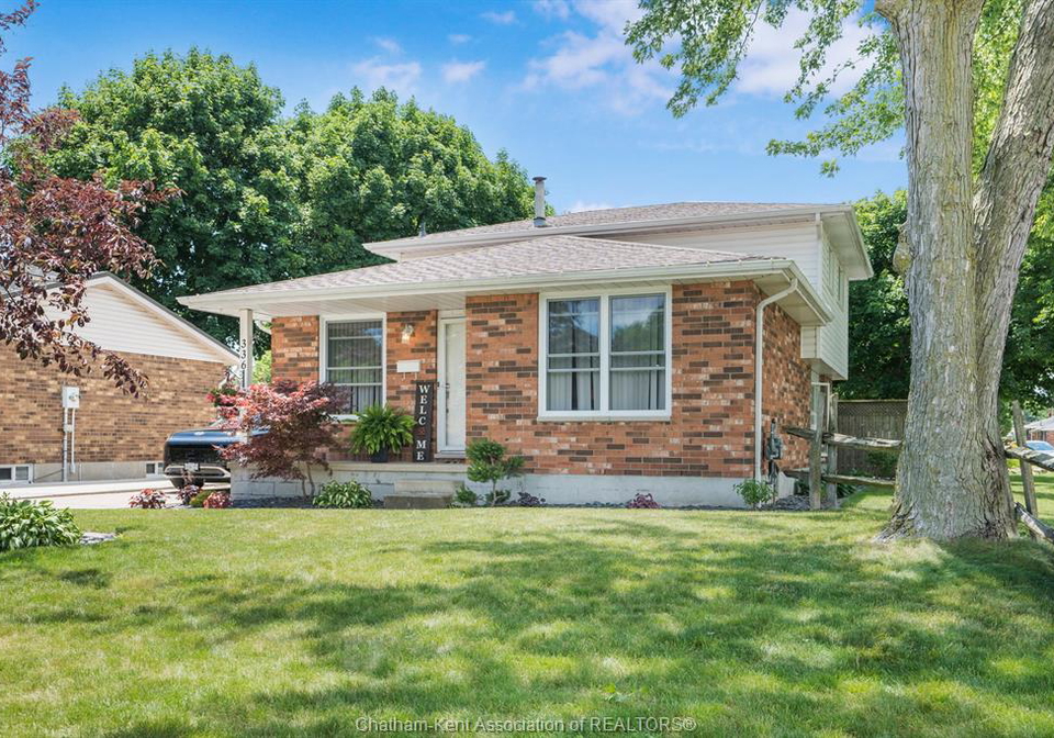 336-mercer-street-chatham-ontario-26014289