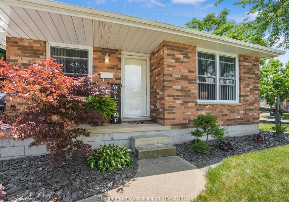 336-mercer-street-chatham-ontario-26014289