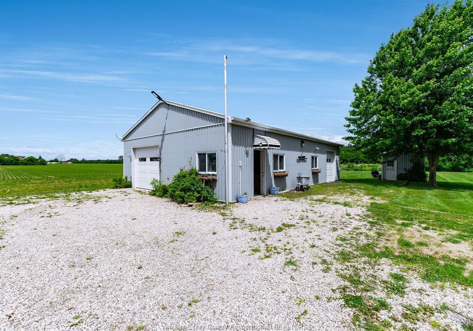 2736-county-road-20-harrow-ontario-26014290