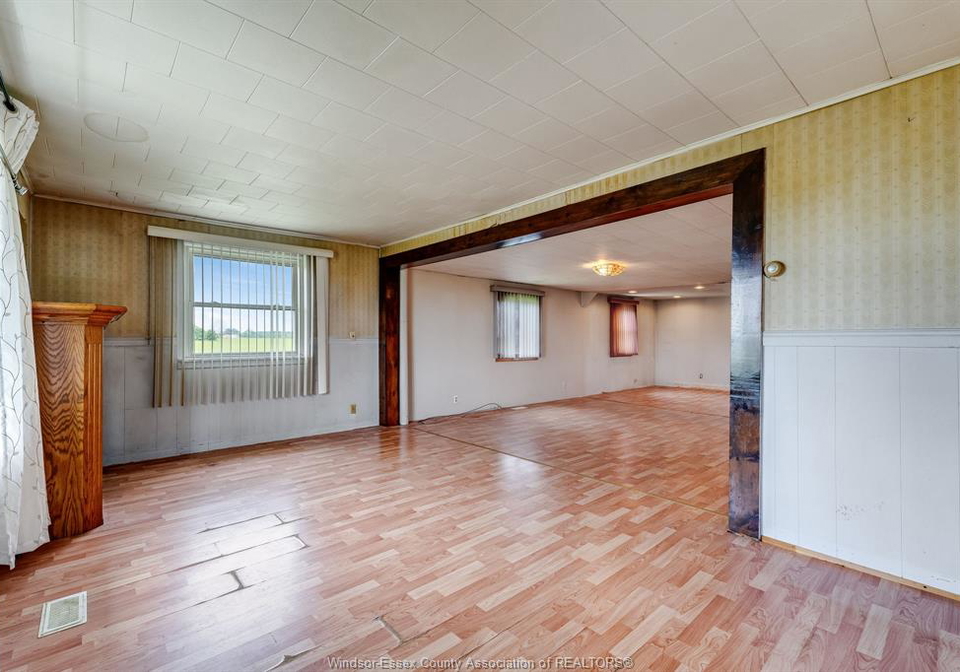 2736-county-road-20-harrow-ontario-26014290