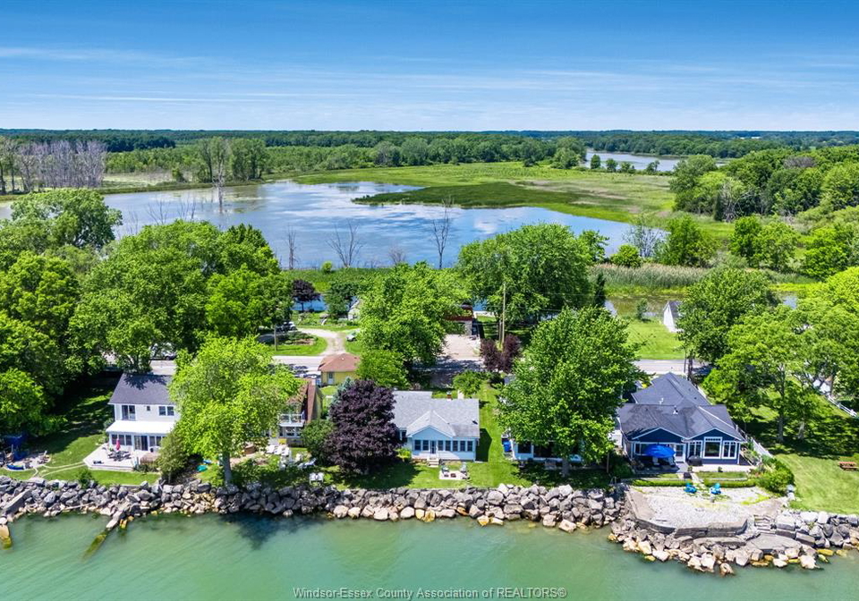 1263-heritage-road-kingsville-ontario-26014291