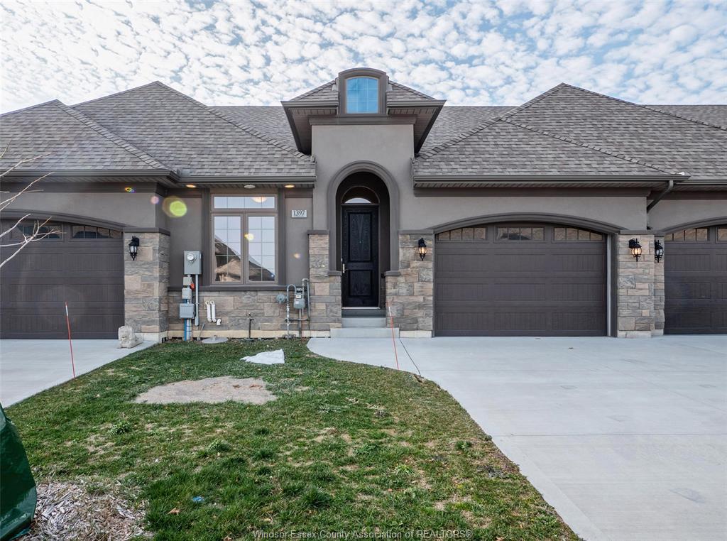 1397-cypress-avenue-windsor-ontario-26014295