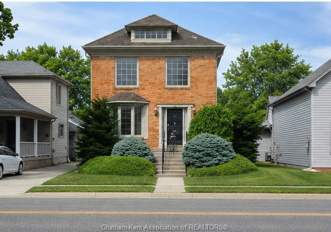 257-st-clair-street-chatham-ontario-26014298