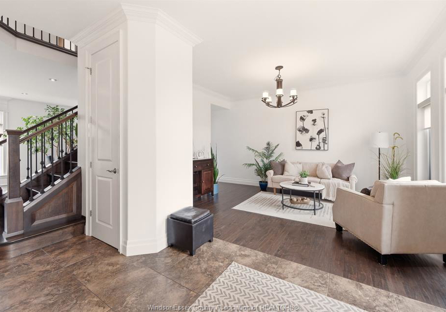 425-superior-street-lasalle-ontario-26014299