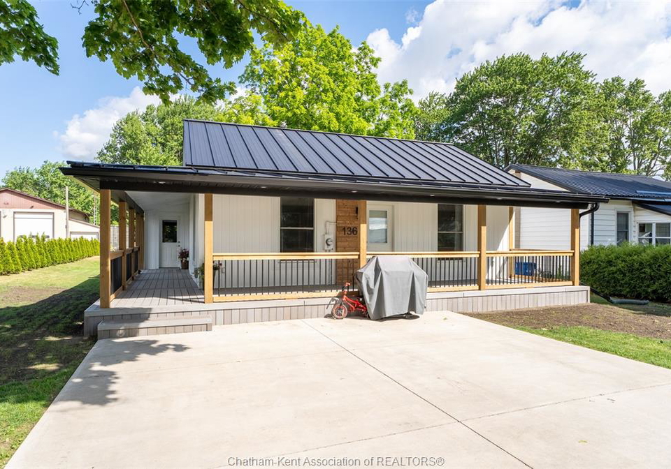 136-oak-street-east-bothwell-ontario-26014329