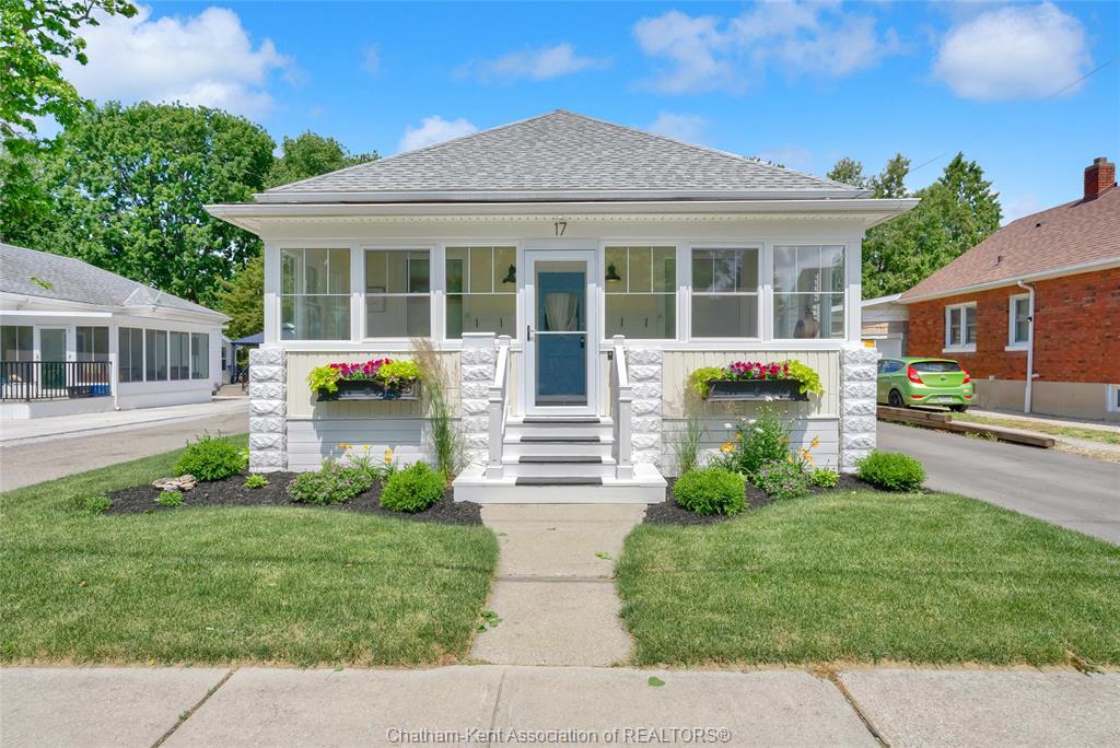 17-lowe-street-chatham-ontario-26014330