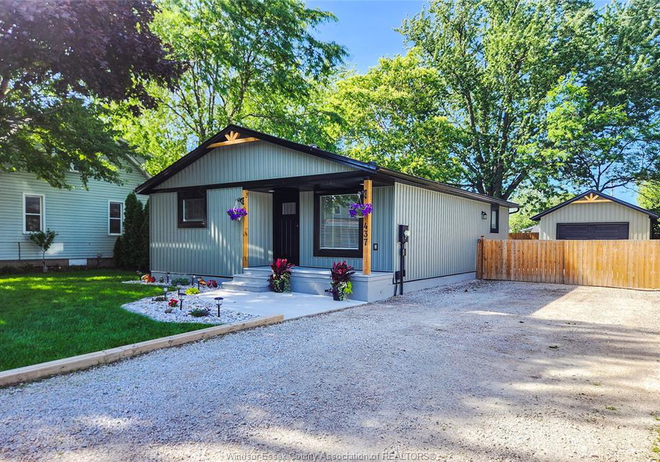 437-st-louis-belle-river-ontario-26014355