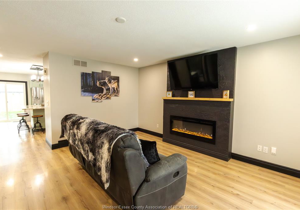 437-st-louis-belle-river-ontario-26014355