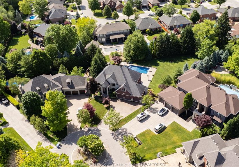 1339-tuscany-oaks-drive-lasalle-ontario-26014362