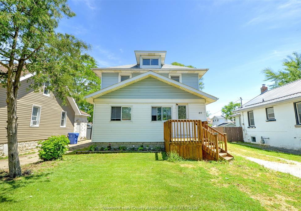 46-chestnut-leamington-ontario-26014370