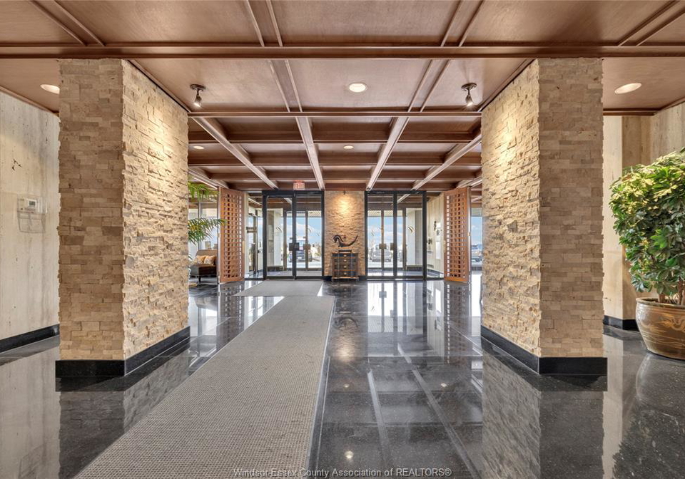 5125-riverside-drive-east-windsor-ontario-26014401