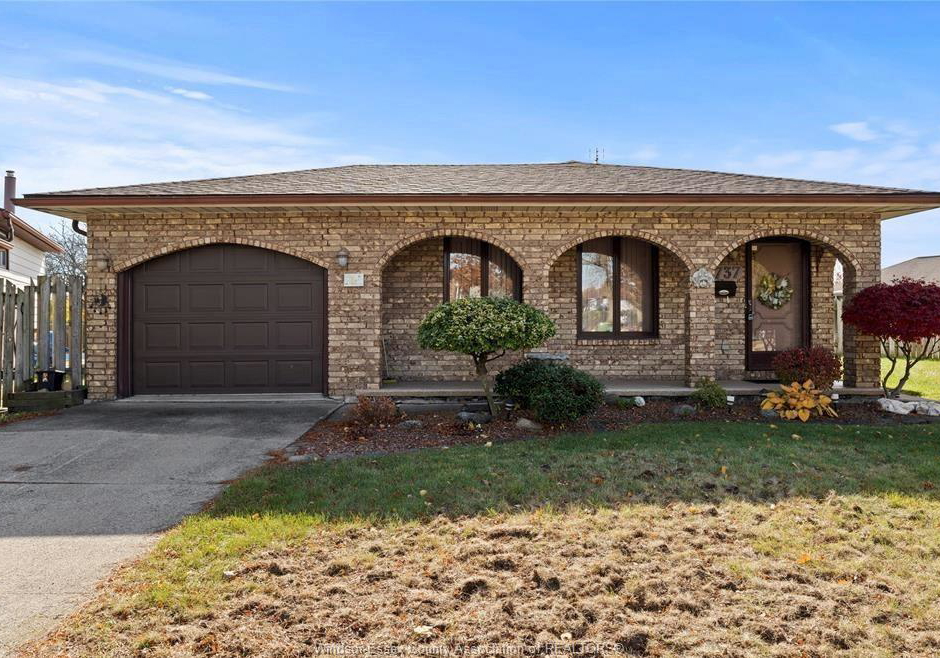 2737-bramley-crescent-windsor-ontario-26014406