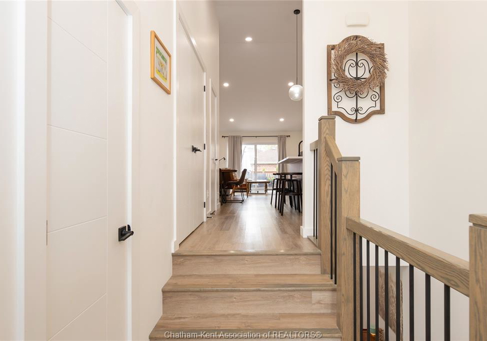 14-clara-crescent-chatham-ontario-26014419