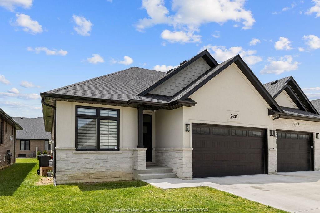 2431-barkley-avenue-windsor-ontario-26014421