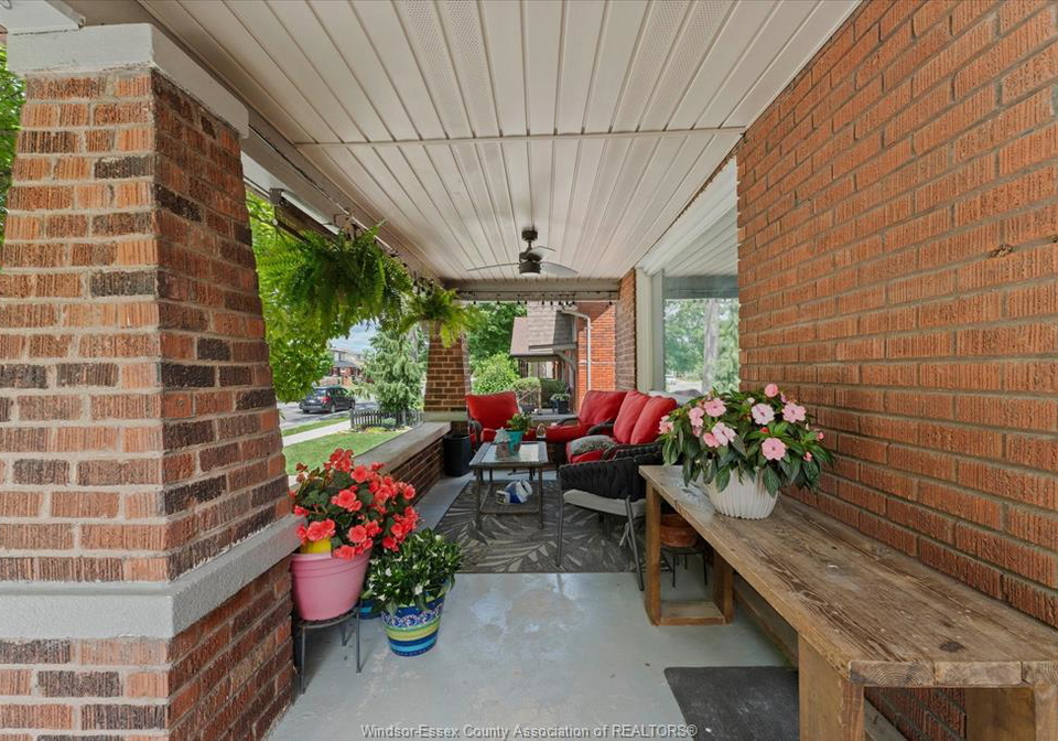 1384-pillette-road-windsor-ontario-26014438