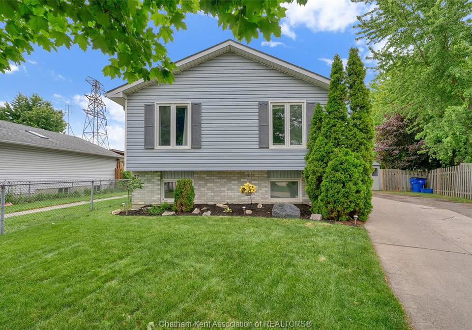 71-paisley-court-chatham-ontario-26014456