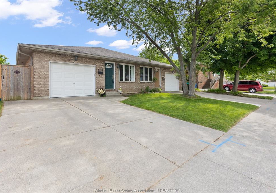188-marlborough-street-east-leamington-ontario-26014466
