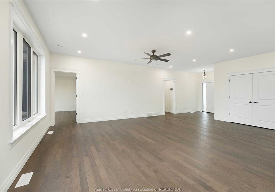 49-graf-street-harrow-ontario-26014467