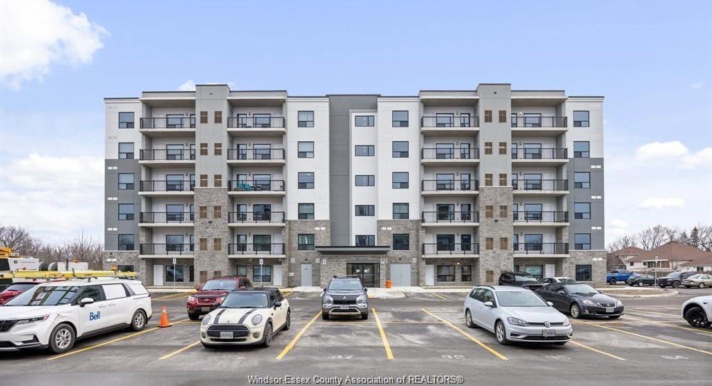 3290-stella-crescent-windsor-ontario-26014482