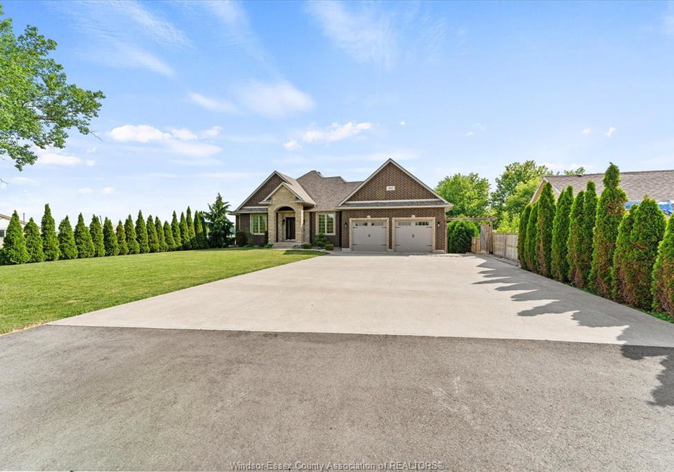 402-county-road-34-west-north-ridge-ontario-26014488