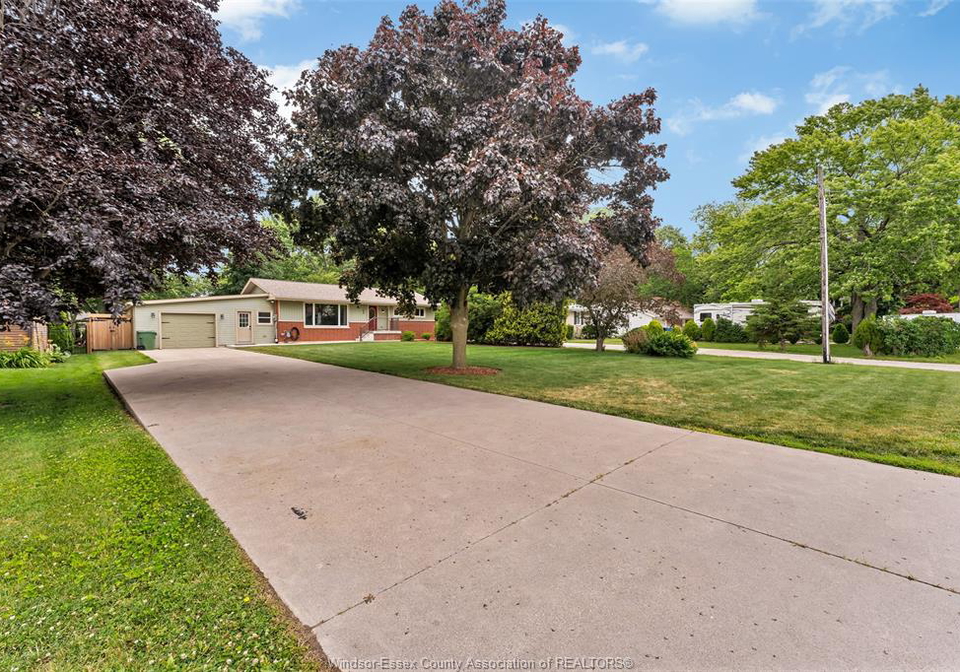 148-given-road-harrow-ontario-26014491